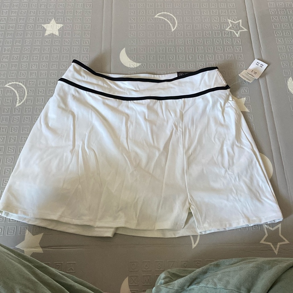 Gilly hicks activewear skortie in white size lg